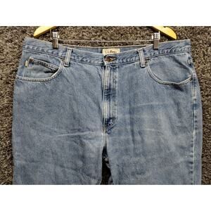 LL Bean Classic Fit Jeans Men 42x34 Blue Denim Straight‎ Leg Pants